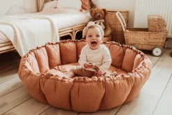 Tapis de jeu à bords relevables 2 en 1 Bloom marron - Play and Go